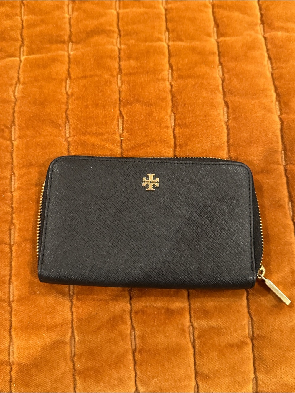 Tory Burch Black Saffiano Zip Card Case with Gold Logo